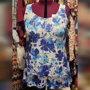 Cupio White Lace Camisole with Blue Floral Appliqué